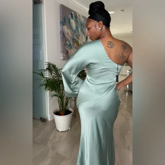 JLUXLABEL One-Shoulder Satin Dress in Light Green - Picture 2 of 5